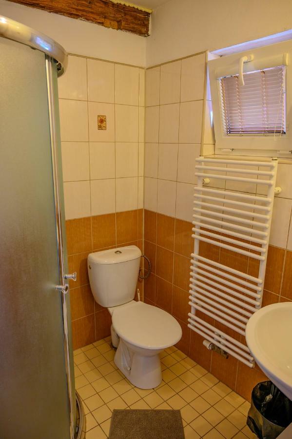 Penzion Tyra Trinec Exteriör bild